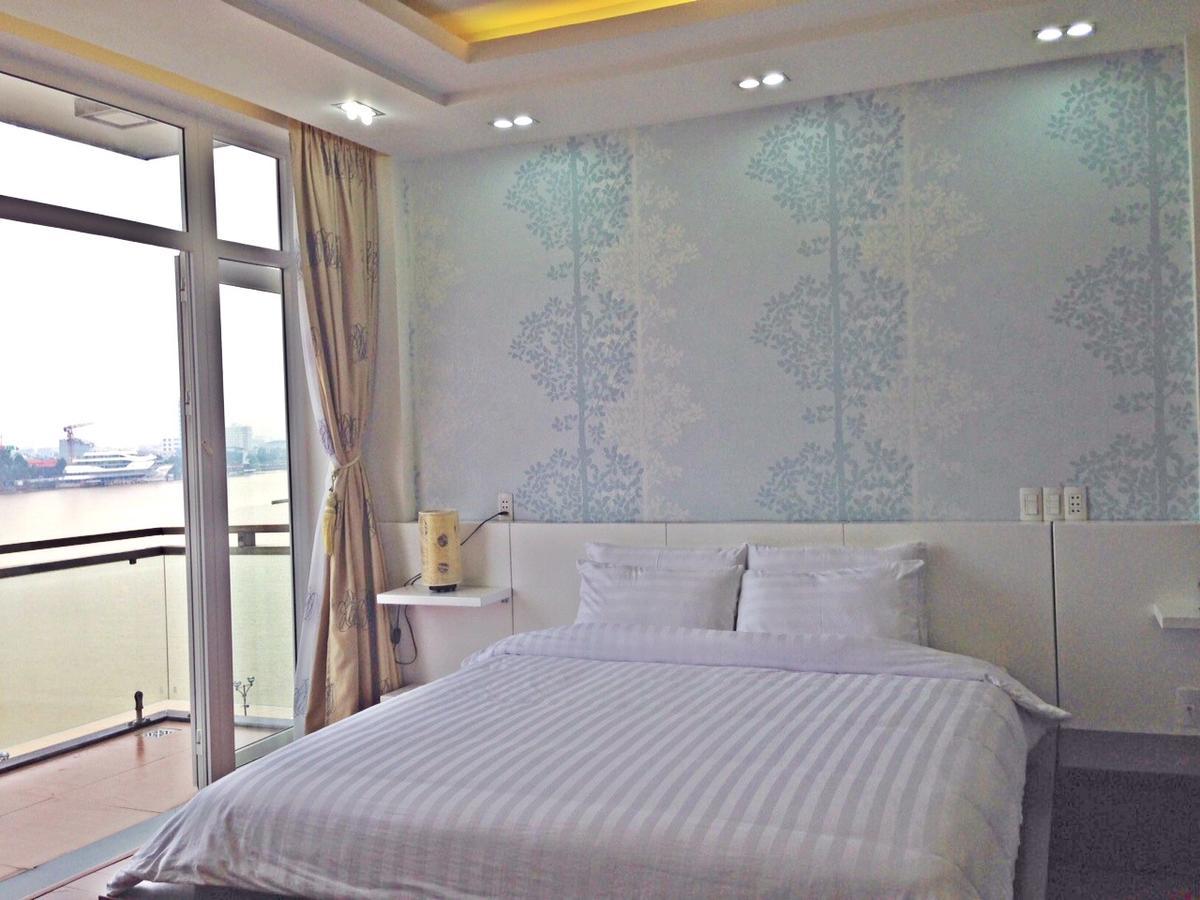 Blossom July Hotel Da Nang Exteriör bild